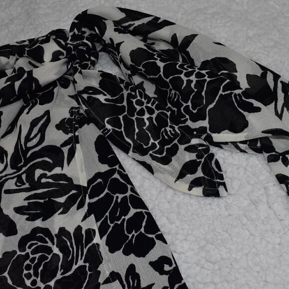 Talbots Petites All Season Silk Wool Overlay Navy Blue Cream Midi Skirt Size 14 - Picture 6 of 9